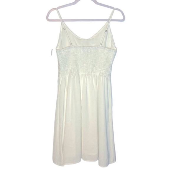 Chelsea28 White Smocked Mini Dress Adjustable Straps Lined Small NWT - Picture 3 of 5